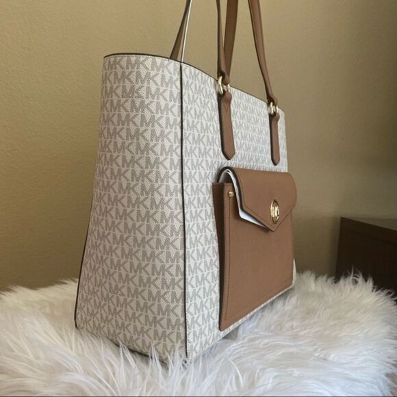 Michael Kors large Joey shoulder open top tote bag - Picture 10 of 16